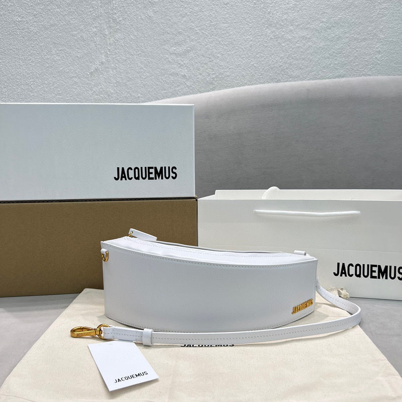 MC-JACQUEMUS-184