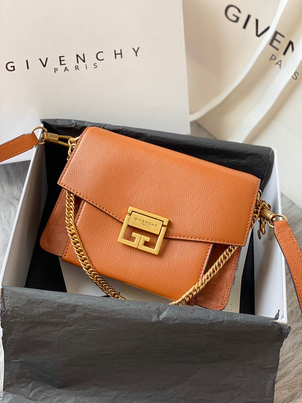 MC-GIVENCHY-325