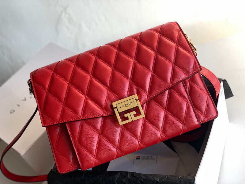 MC-GIVENCHY-331