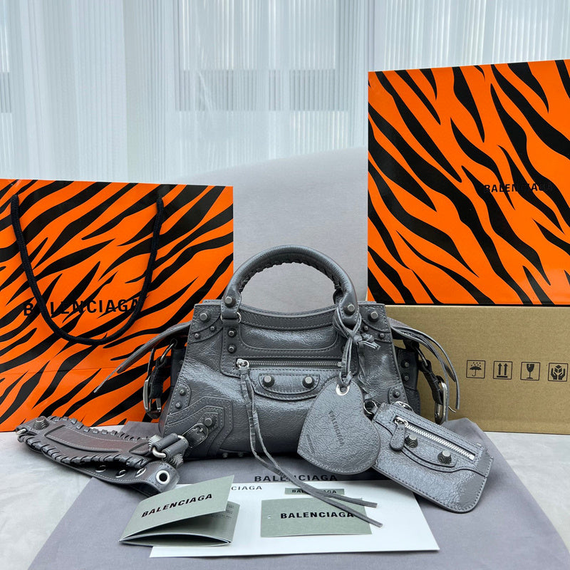 MC-Balenciaga-1023