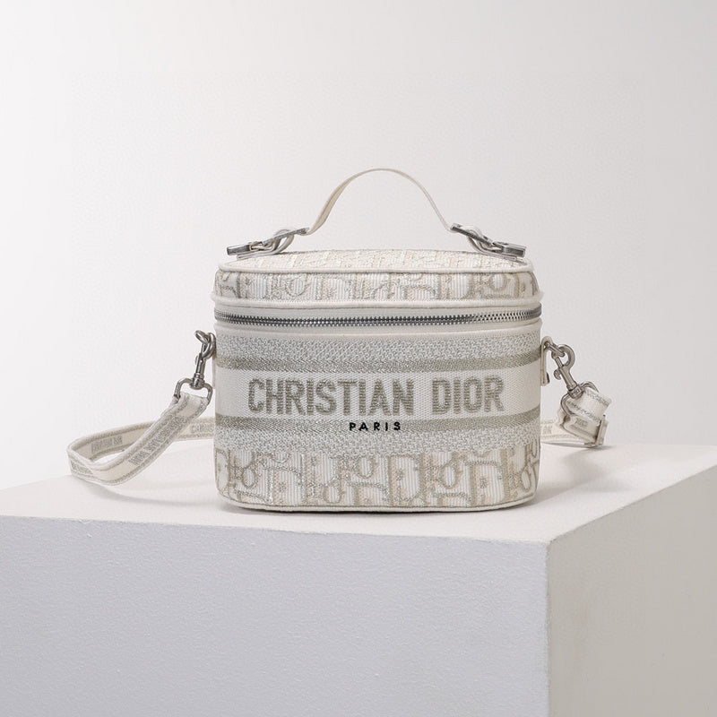 MC-Christian Dior-2314