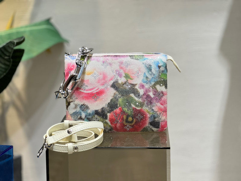 MC-LV-Bags-2502