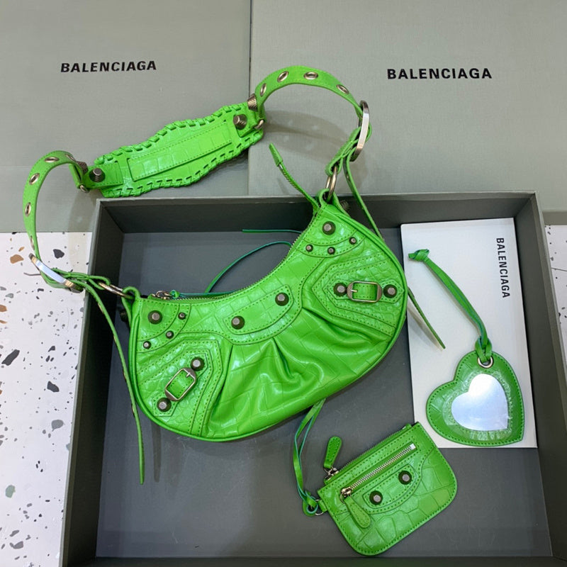 MC-Balenciaga-1028