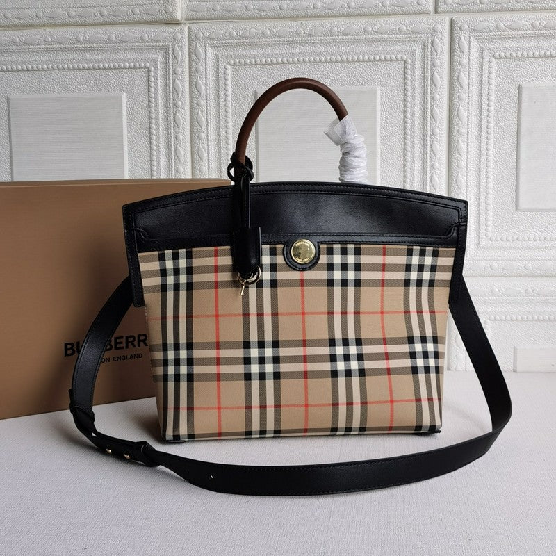 MC-Burberry-374