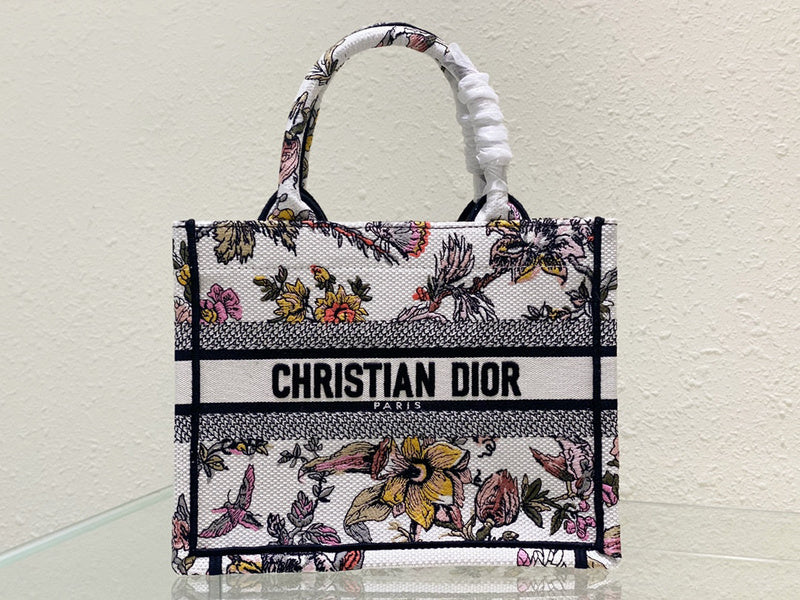 MC-Christian Dior-2334