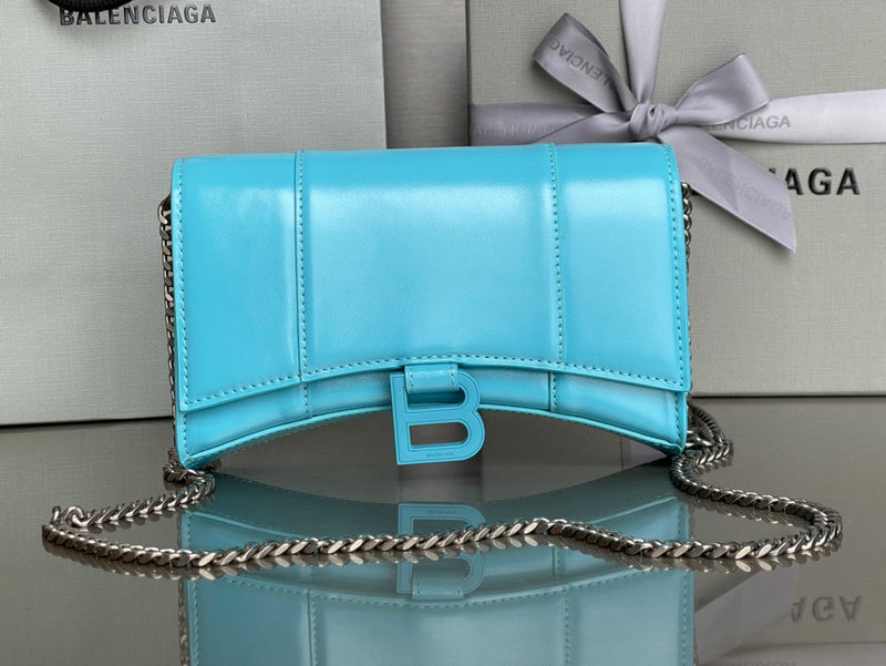 MC-Balenciaga-1031