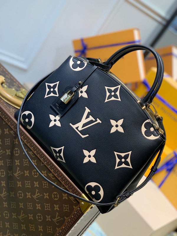 MC-LV-Bags-2527