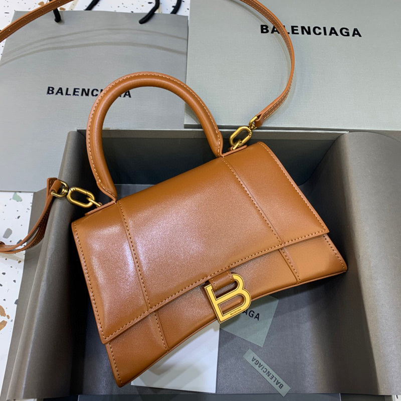 MC-Balenciaga-1039