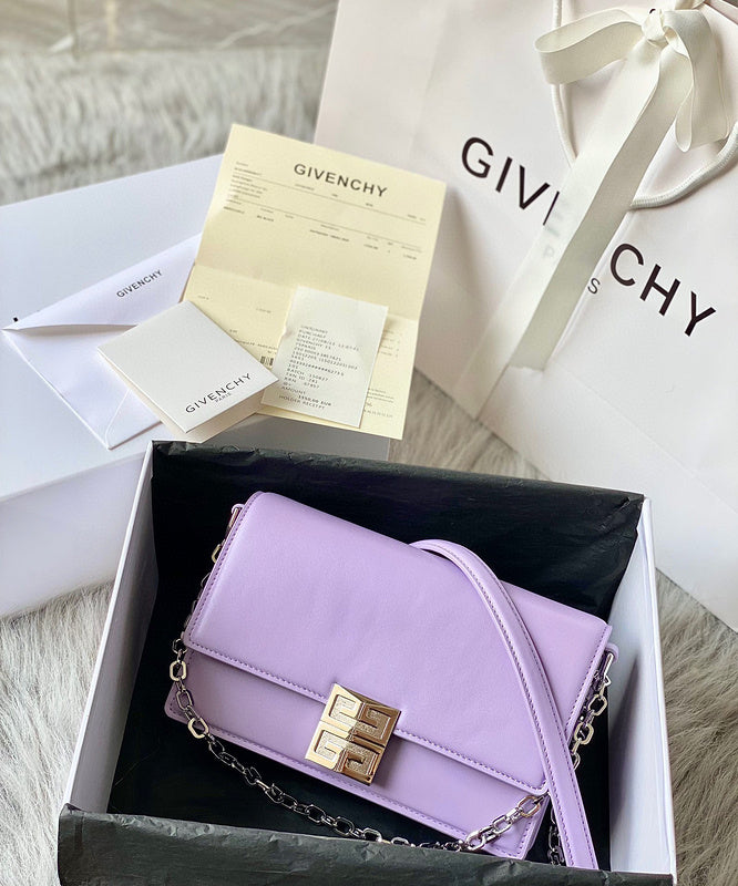 MC-GIVENCHY-339