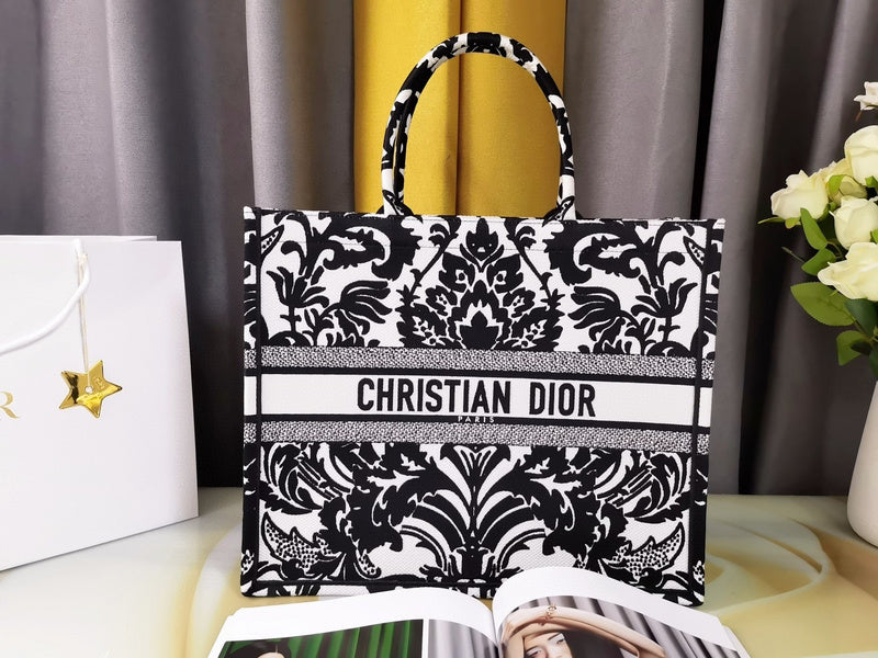 MC-Christian Dior-2369