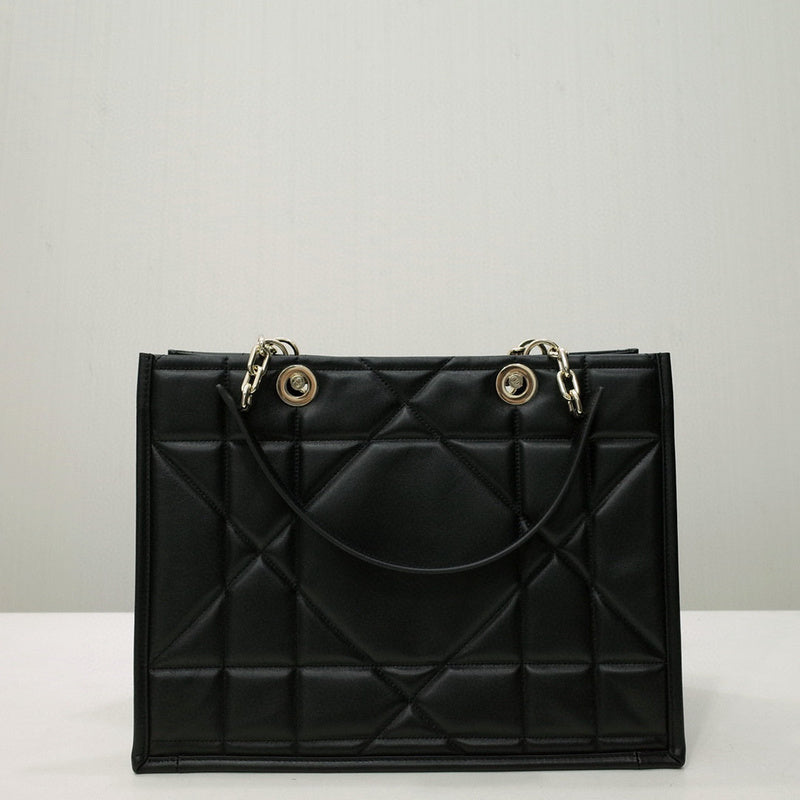 MC-Christian Dior-2370