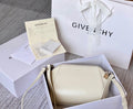 MC-GIVENCHY-342
