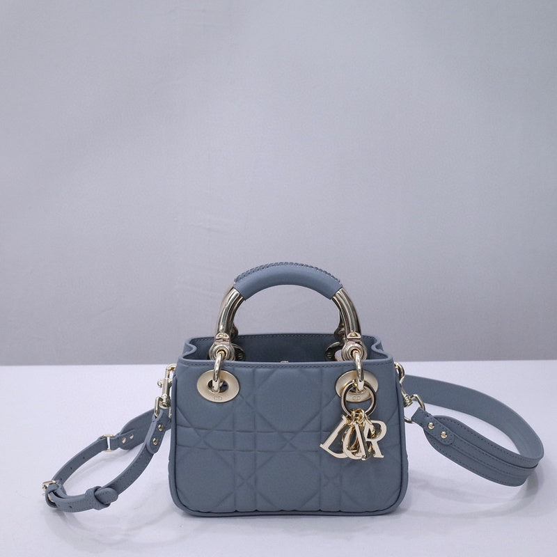 MC-Christian Dior-2405