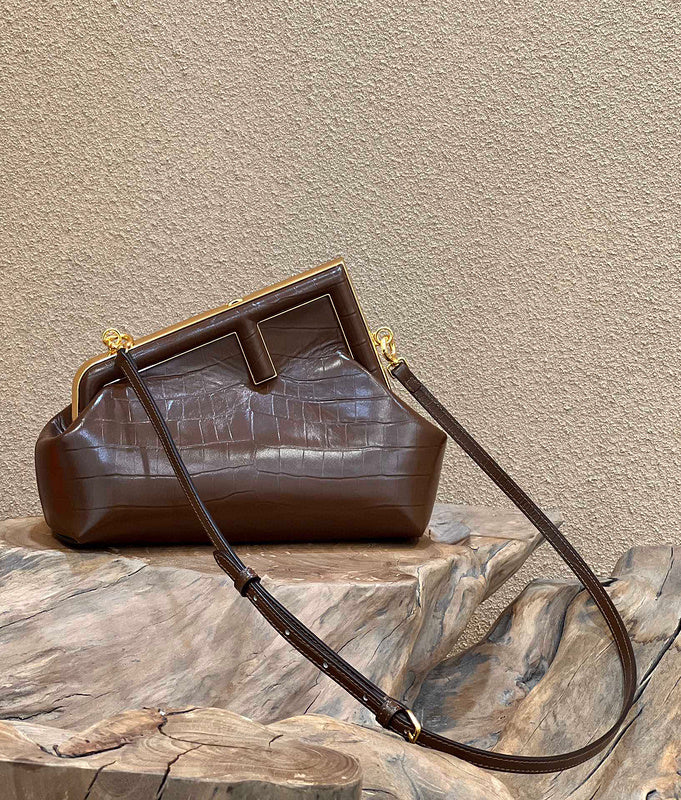 MC-FENDI-2523