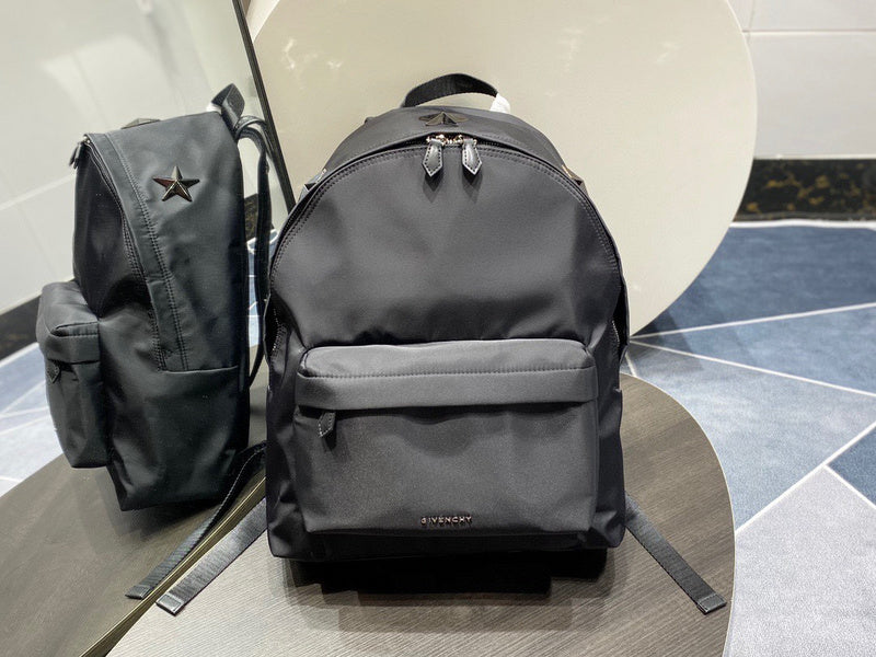 MC-GIVENCHY-346