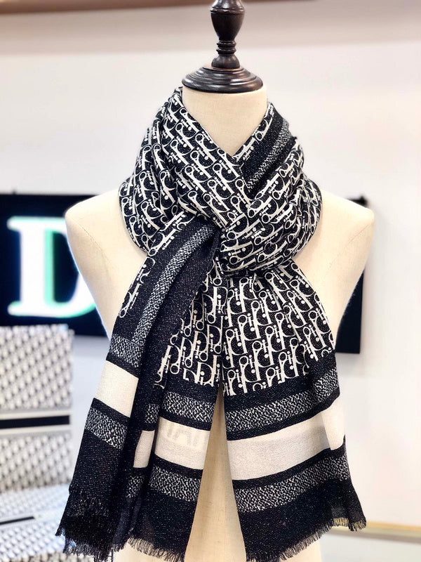 MC-Scarfs-815