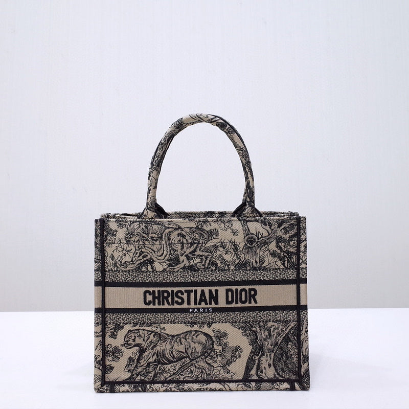 MC-Christian Dior-2429