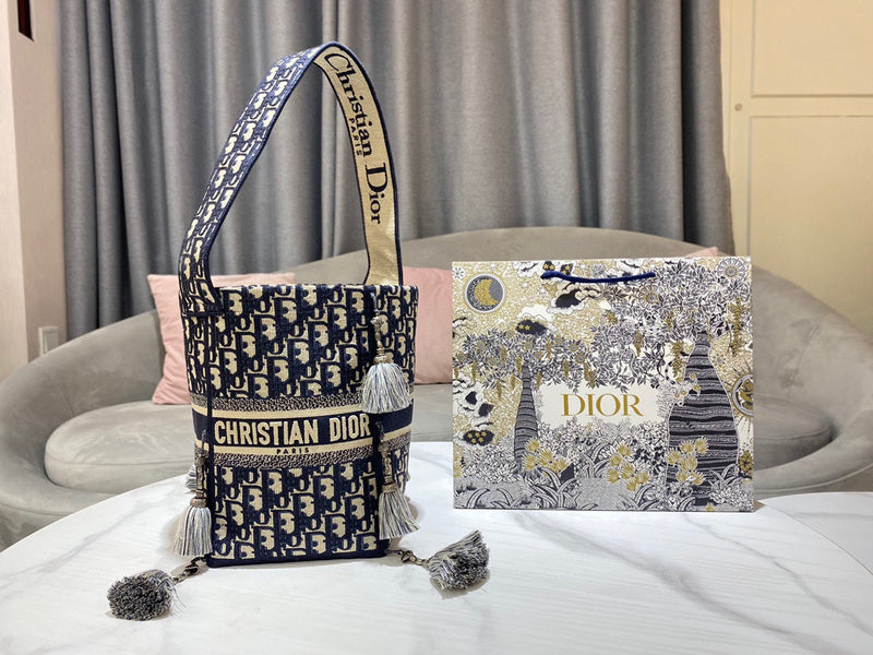 MC-Christian Dior-2431