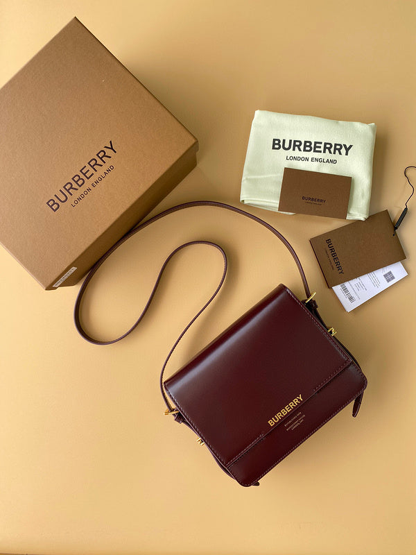 MC-Burberry-385