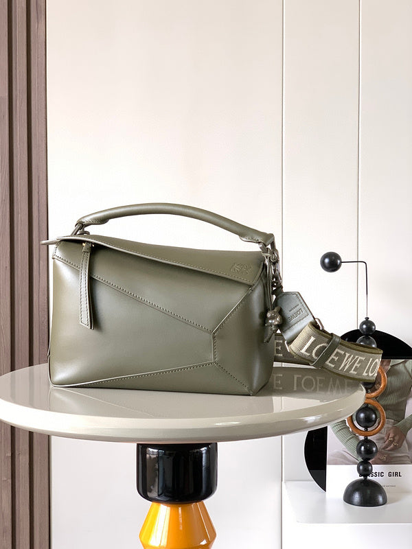MC-Loewe-649