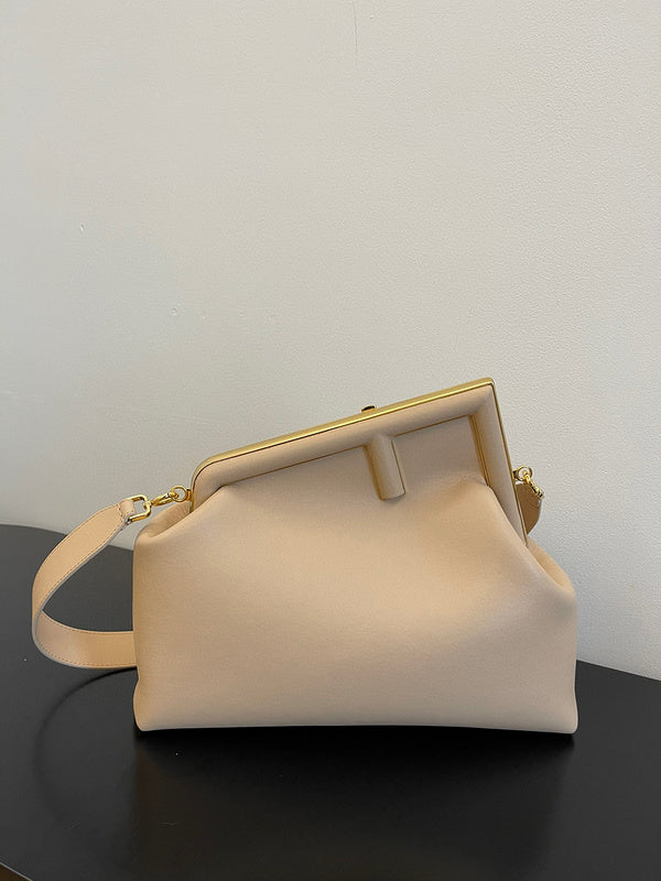 MC-FENDI-2570