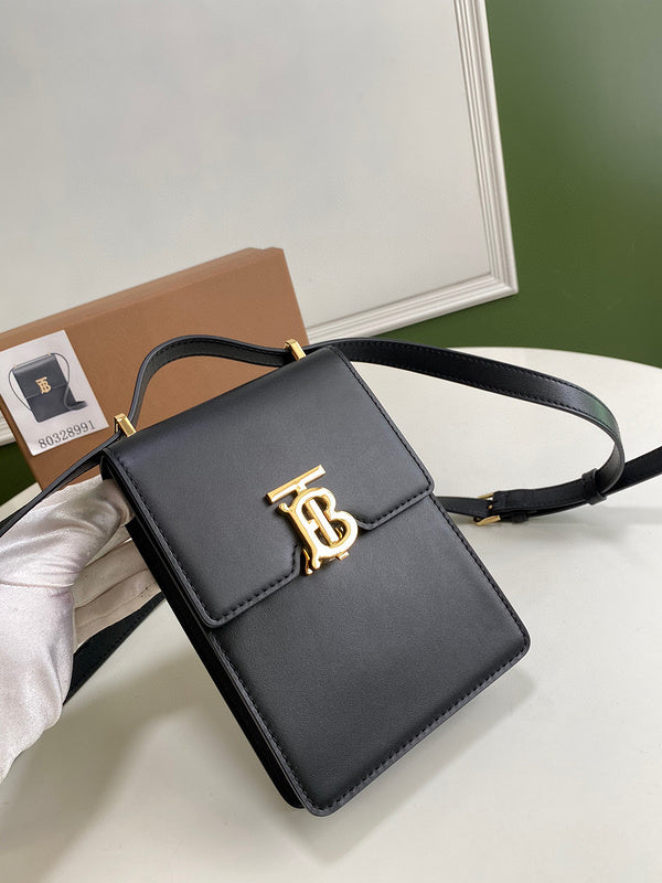 MC-Burberry-388