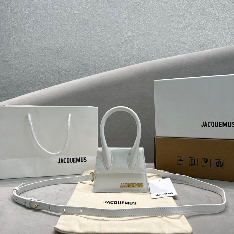 MC-JACQUEMUS-195