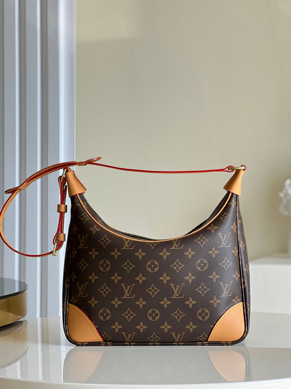 MC-LV-Bags-2657