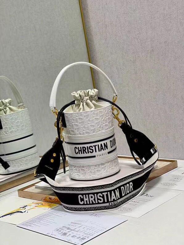 MC-Christian Dior-2461