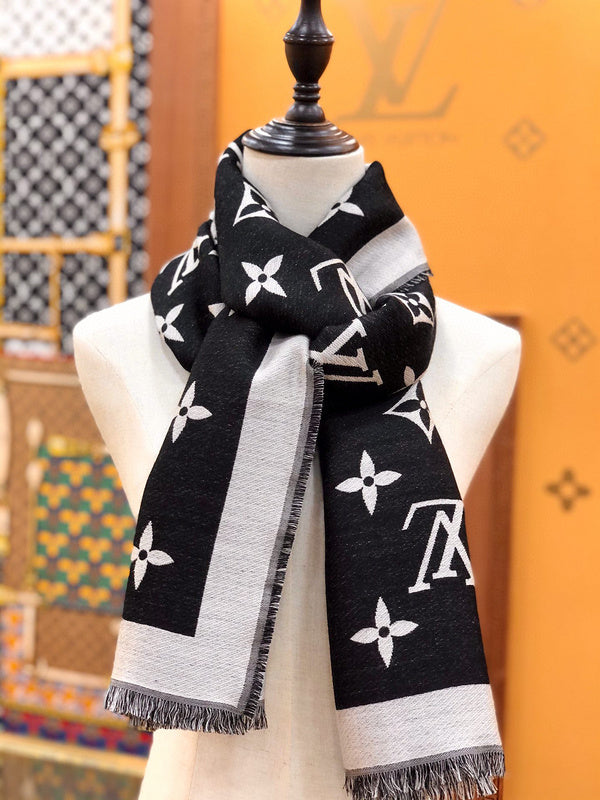 MC-Scarfs-826