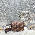 MC-Christian Dior-2470