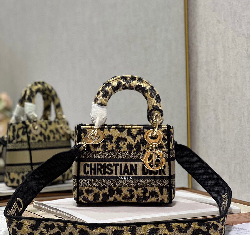 MC-Christian Dior-2477