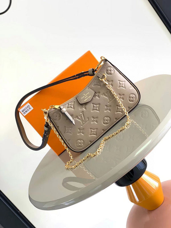 MC-LV-Bags-2687