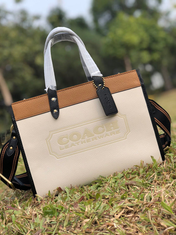 MC-Coach-215