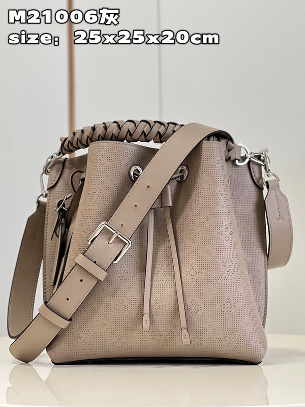 MC-LV-Bags-2699