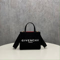 MC-GIVENCHY-352