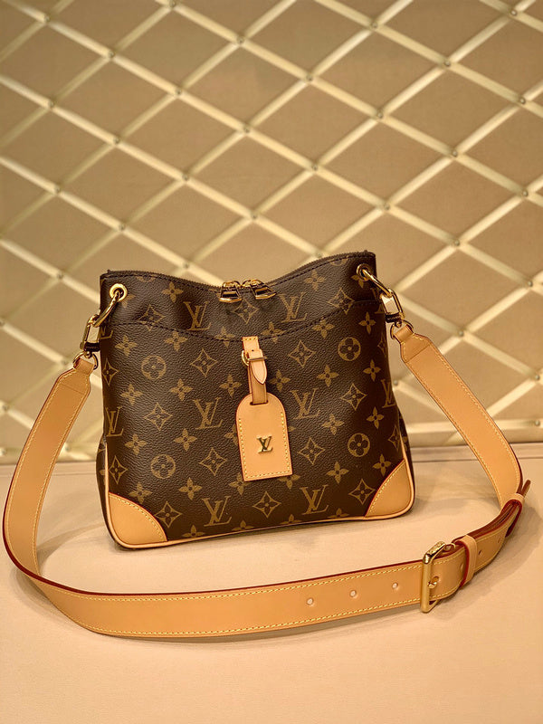 MC-LV-Bags-2709