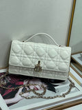 MC-Christian Dior-2509