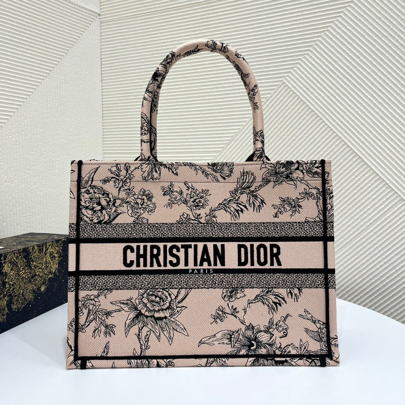 MC-Christian Dior-2521