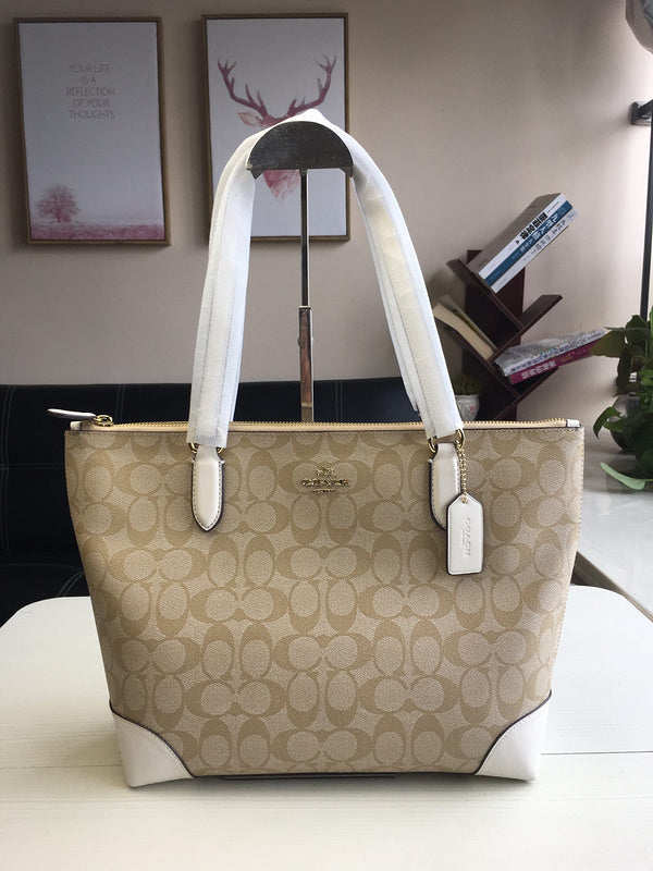 MC-Coach-216
