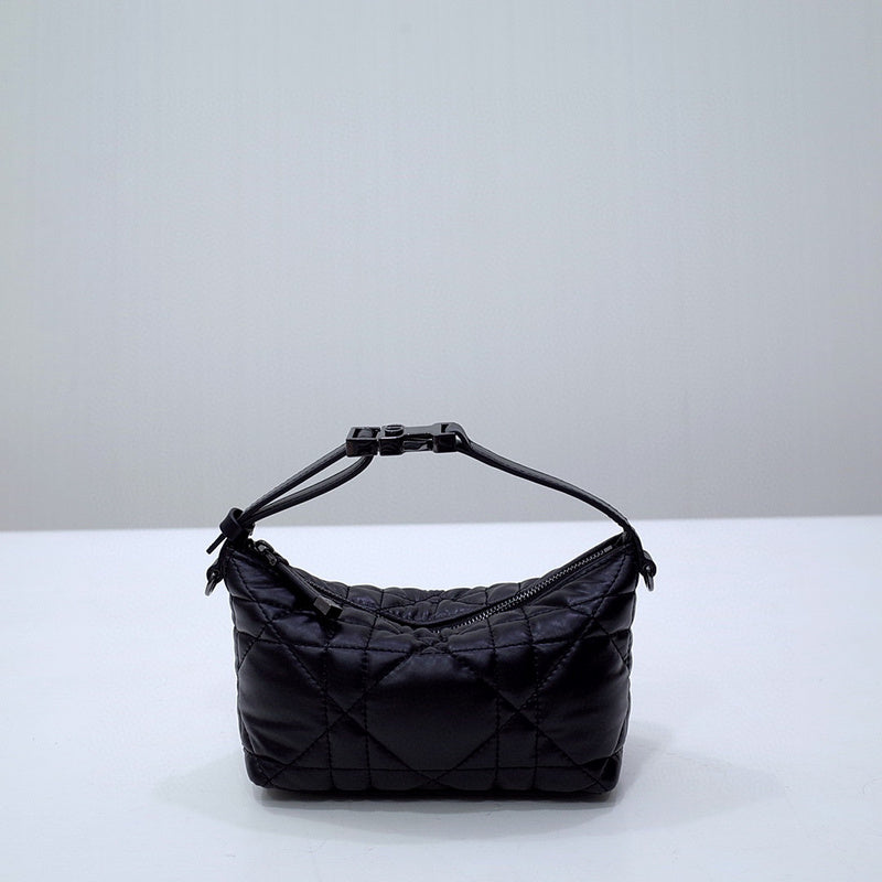 MC-Christian Dior-2550