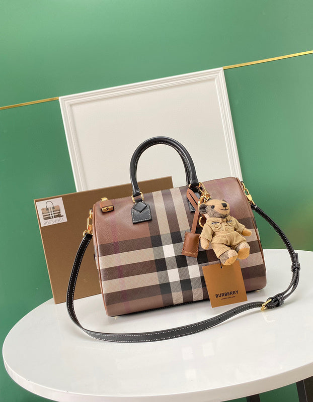 MC-Burberry-397