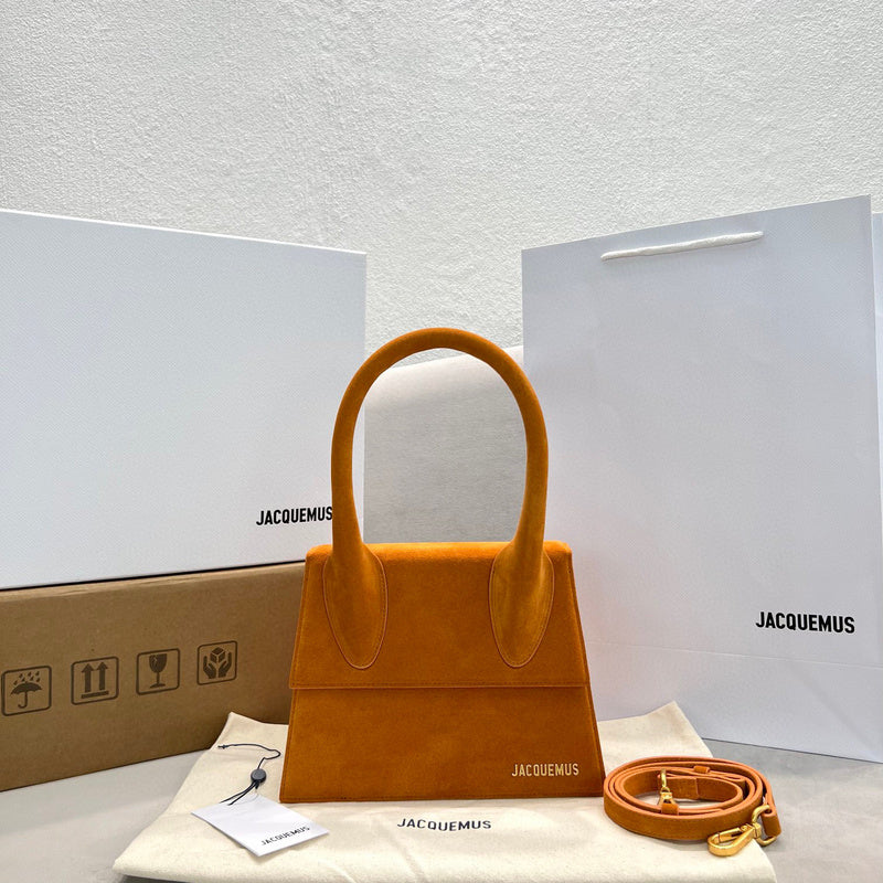 MC-JACQUEMUS-206
