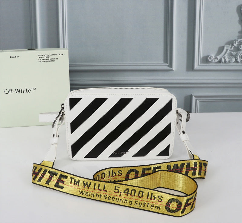 MC-OFF White-366