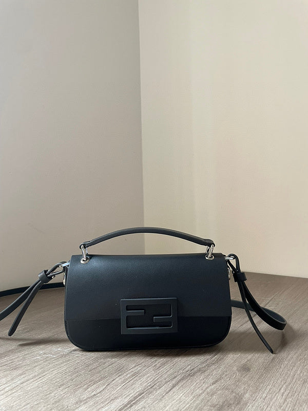 MC-FENDI-2674