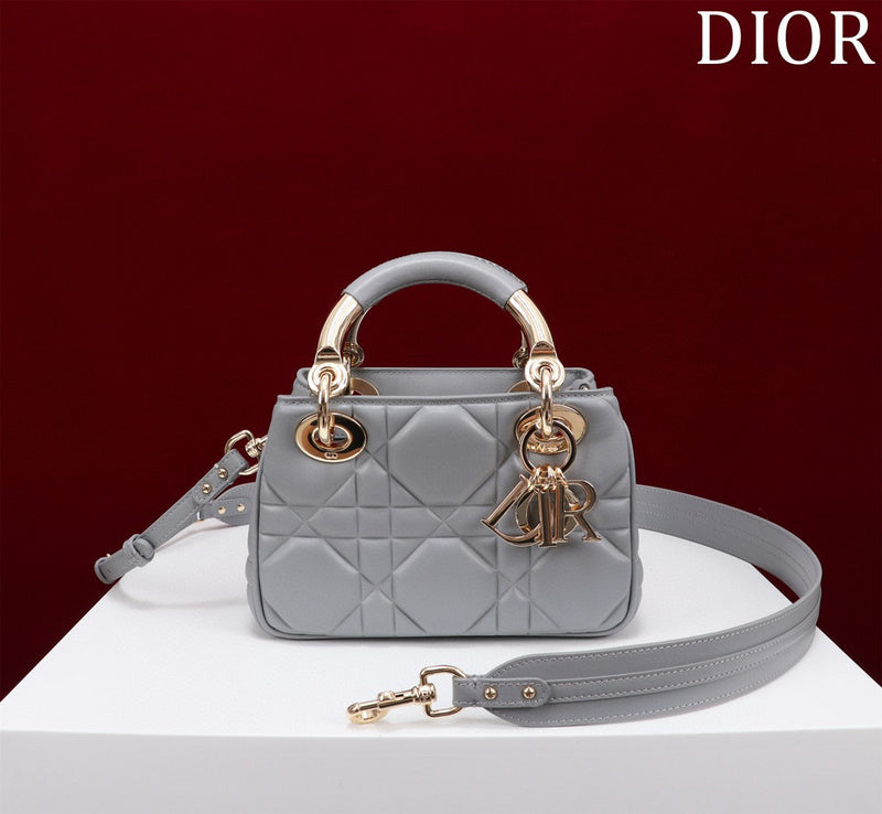 MC-Christian Dior-2564
