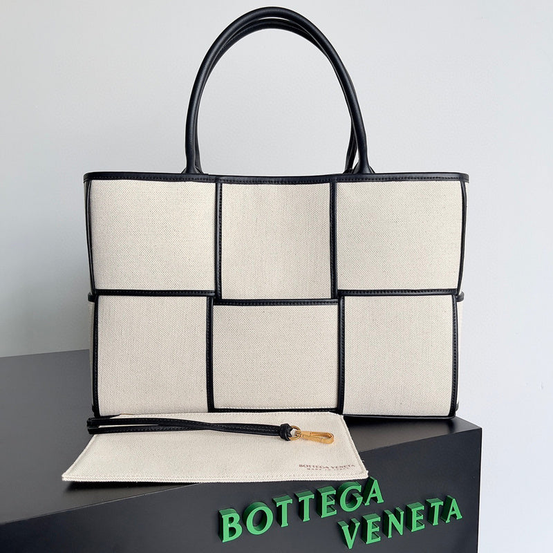MC-Bottega Veneta-1476