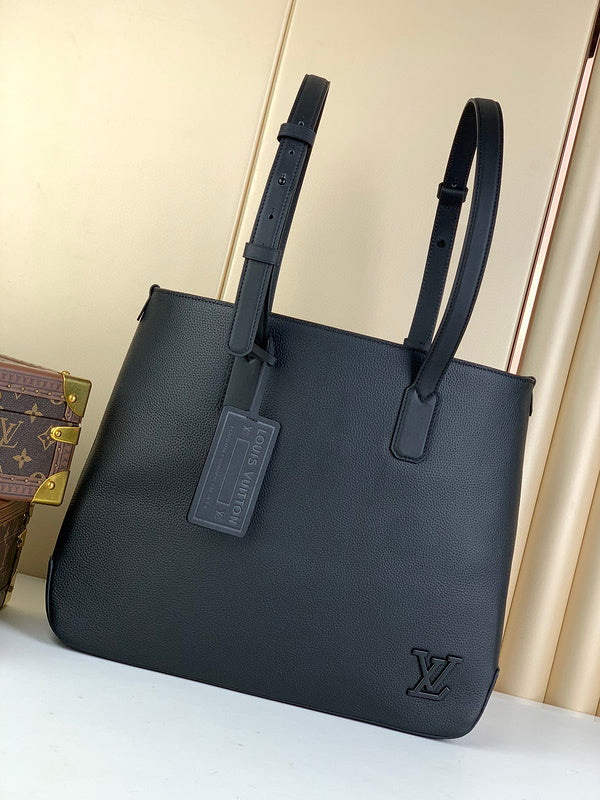 MC-LV-Bags-2835