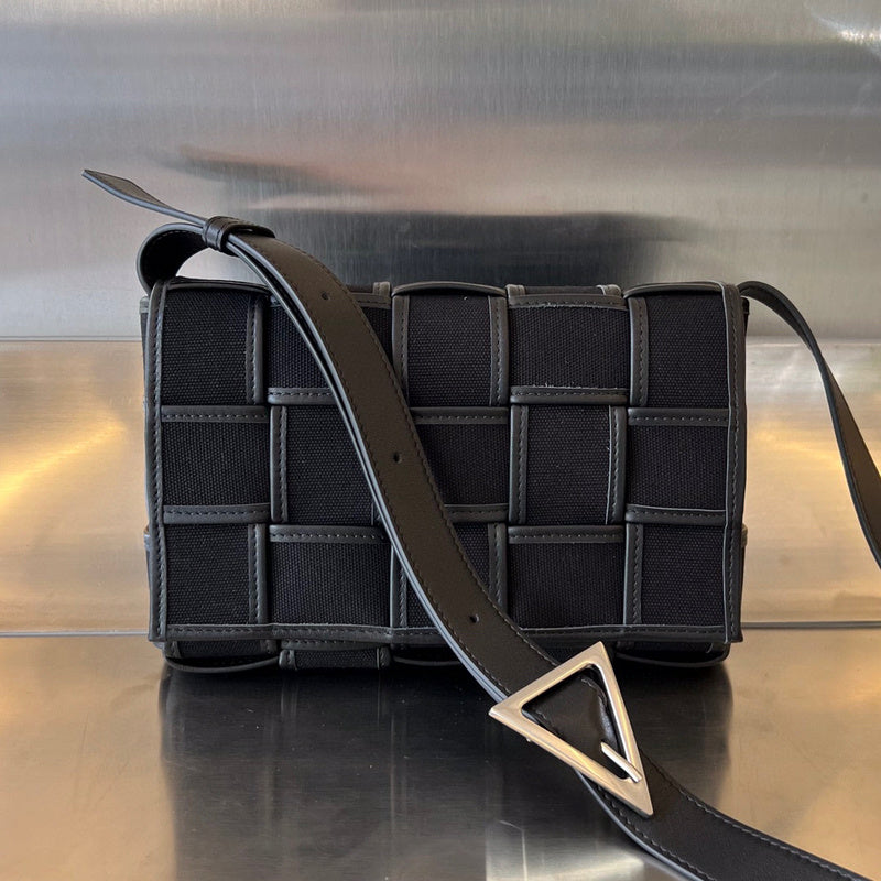 MC-Bottega Veneta-1489