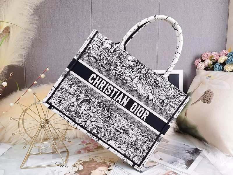 MC-Christian Dior-2610